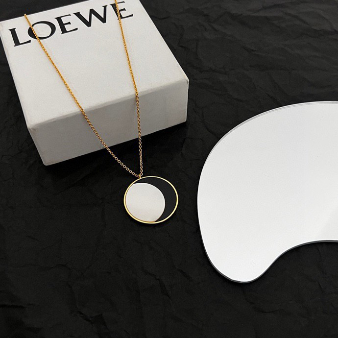 Loewe Necklaces